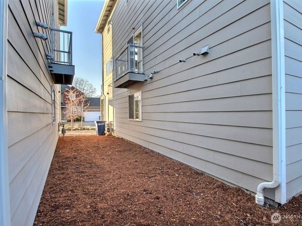 15188 5th Lane S A, Burien WA 98148