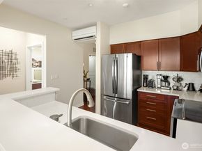 211 Kirkland Avenue 504, Kirkland WA 98033