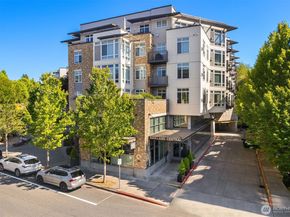 211 Kirkland Avenue 504, Kirkland WA 98033