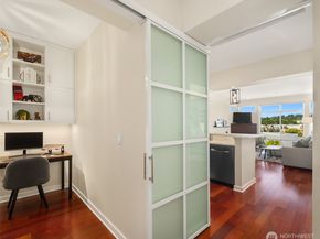 211 Kirkland Avenue 504, Kirkland WA 98033