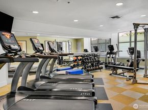 211 Kirkland Avenue 504, Kirkland WA 98033