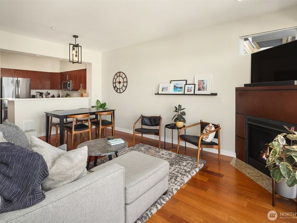211 Kirkland Avenue 504, Kirkland WA 98033