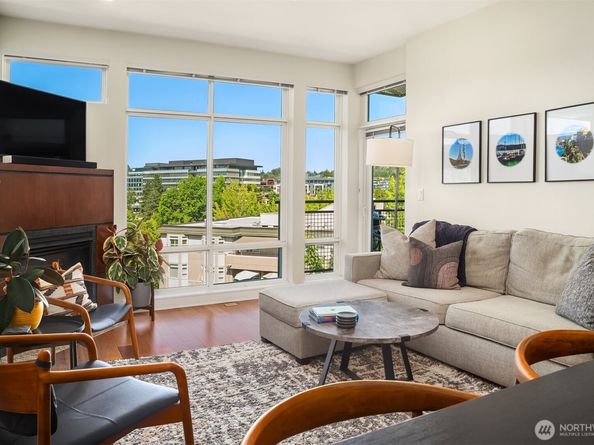 211 Kirkland Avenue 504, Kirkland WA 98033