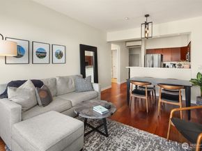 211 Kirkland Avenue 504, Kirkland WA 98033
