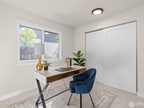 24206 SE 38th Place, Sammamish WA 98029