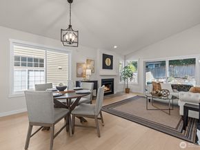 24206 SE 38th Place, Sammamish WA 98029