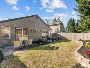 24206 SE 38th Place, Sammamish WA 98029