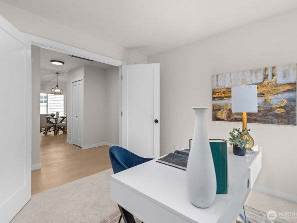24206 SE 38th Place, Sammamish WA 98029