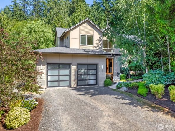 9310 Hemlock Avenue NE, Bainbridge Island WA 98110