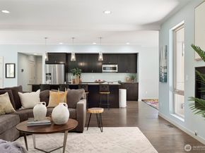 9310 Hemlock Avenue NE, Bainbridge Island WA 98110