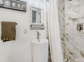 3400 NE 11th Street, Renton WA 98056