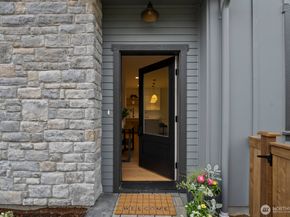 2723 NE 87th Street, Seattle WA 98115