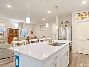 1777 Ashby Avenue NW, Poulsbo WA 98370