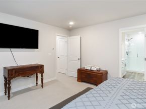1777 Ashby Avenue NW, Poulsbo WA 98370