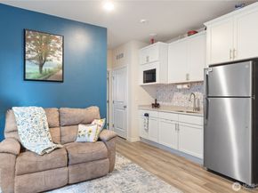1777 Ashby Avenue NW, Poulsbo WA 98370