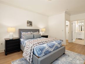 8850 Redmond Woodinville Road NE 304, Redmond WA 98052