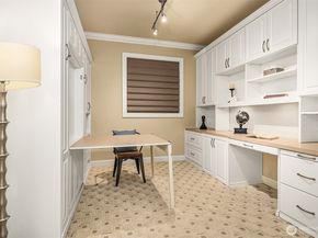 8850 Redmond Woodinville Road NE 304, Redmond WA 98052