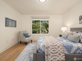 8850 Redmond Woodinville Road NE 304, Redmond WA 98052