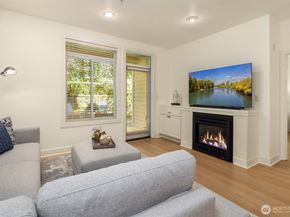 8850 Redmond Woodinville Road NE 304, Redmond WA 98052