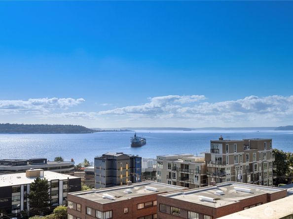 530 4th Avenue W 108, Seattle WA 98119