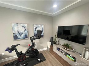1819 7th Street W, Kirkland WA 98033