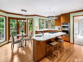 19225 SE 25th Street, Sammamish WA 98075
