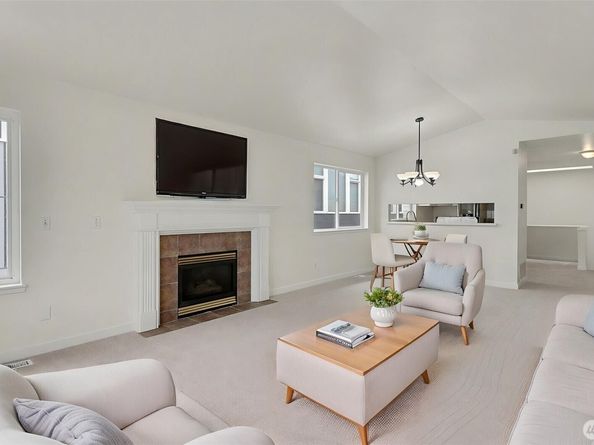 9029 17th Avenue SW, Seattle WA 98106