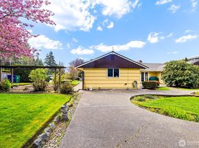 8236 120th Avenue NE, Kirkland WA 98033