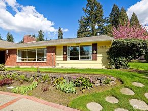 8236 120th Avenue NE, Kirkland WA 98033