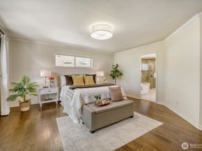 6551 17th Ave Avenue SW, Seattle WA 98106