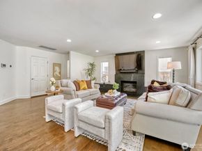 6551 17th Ave Avenue SW, Seattle WA 98106