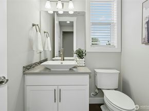 8435 NE 146th Street, Kenmore WA 98028