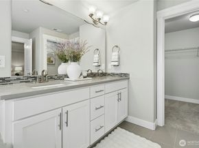 8435 NE 146th Street, Kenmore WA 98028