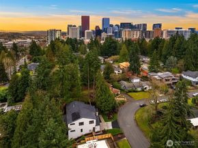 1706 111th Avenue NE, Bellevue WA 98004
