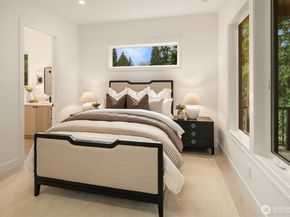 1706 111th Avenue NE, Bellevue WA 98004