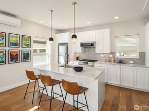 1802 38th Avenue, Seattle WA 98122