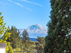 1802 38th Avenue, Seattle WA 98122