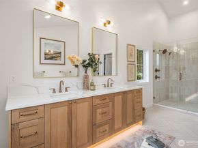 11416 NE 90th Street, Kirkland WA 98033