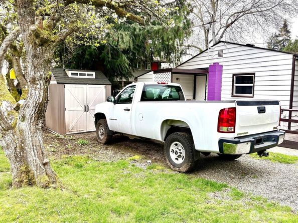 10030 30th Avenue SW, Seattle WA 98146