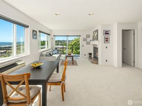 2040 13th Avenue W 33, Seattle WA 98119