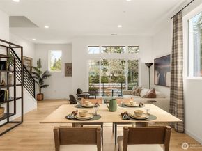 16002 SE 31st Lane, Bellevue WA 98008