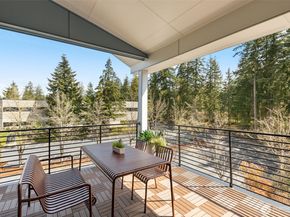 16002 SE 31st Lane, Bellevue WA 98008