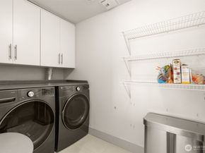 900 Warren Avenue N 302, Seattle WA 98109