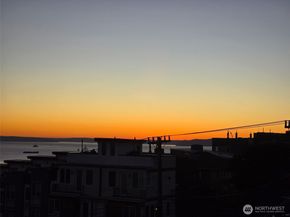 900 Warren Avenue N 302, Seattle WA 98109