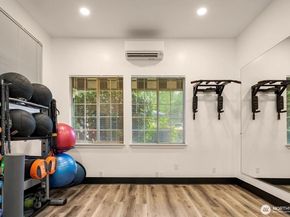 929 3rd Avenue F301, Kirkland WA 98033