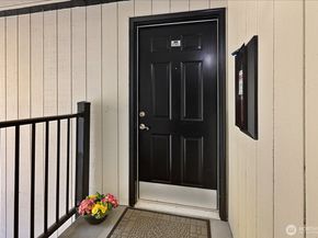 929 3rd Avenue F301, Kirkland WA 98033