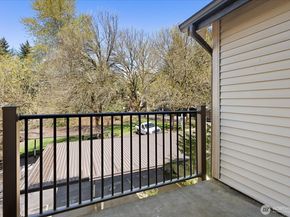 929 3rd Avenue F301, Kirkland WA 98033