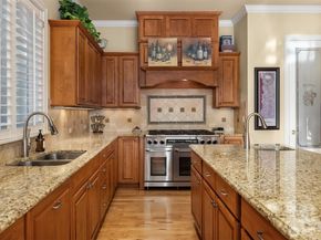 15335 NE 106th Court, Redmond WA 98052