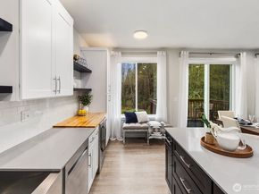 2720 Callow Road B, Lake Stevens WA 98258
