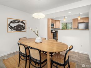 3506 108th Place NE 2, Bellevue WA 98004